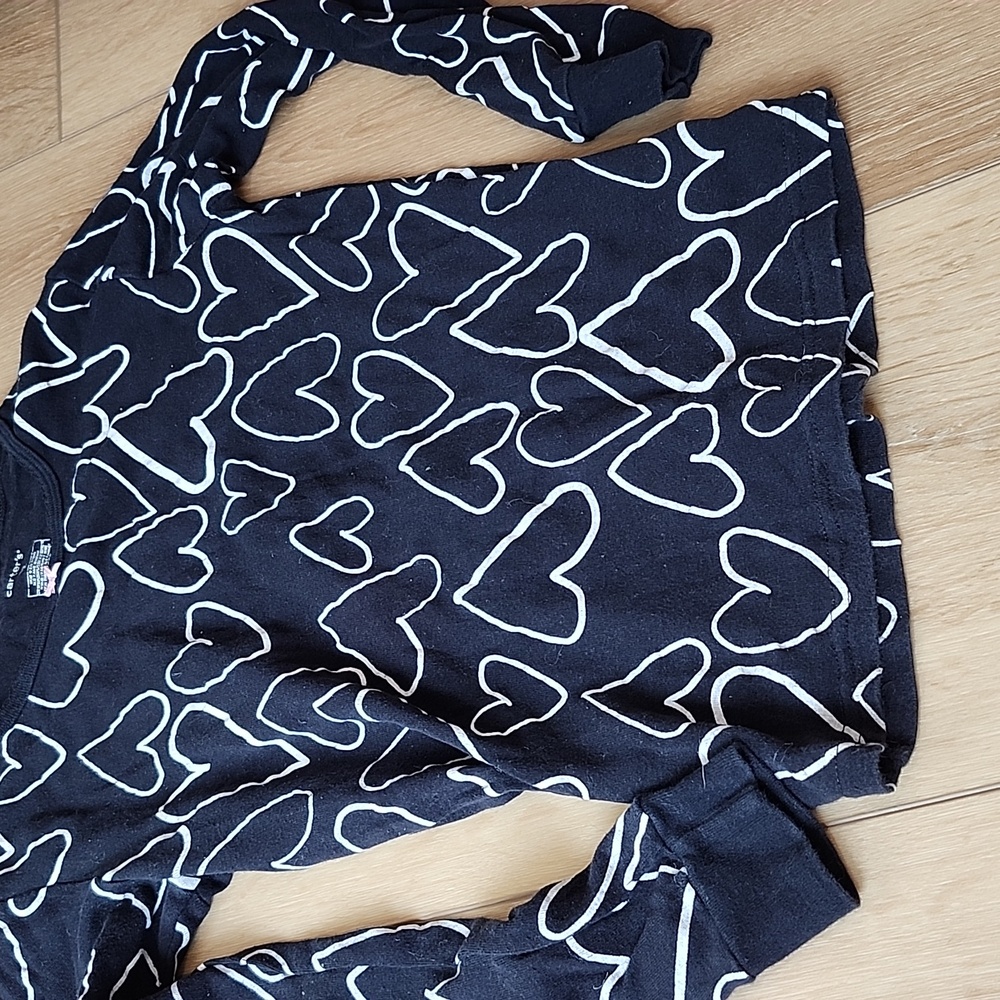 Carters Heart Pajamas, Size 12 - Picture 4 of 7